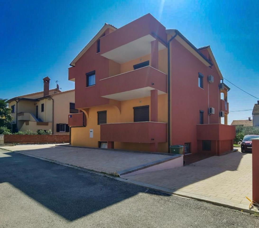 Casa Sol Maris Lägenhet Novigrad Istria Exteriör bild