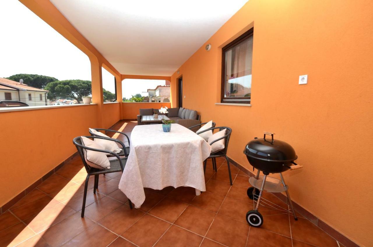 Casa Sol Maris Lägenhet Novigrad Istria Exteriör bild